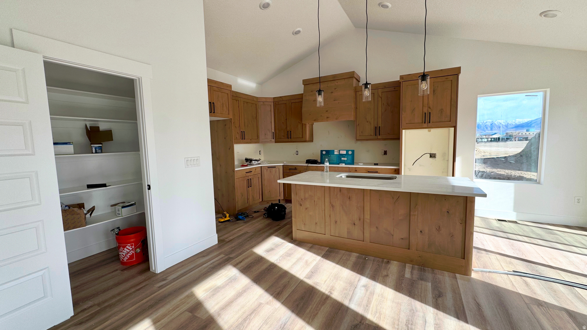 COWBOY ESTATES - Residential