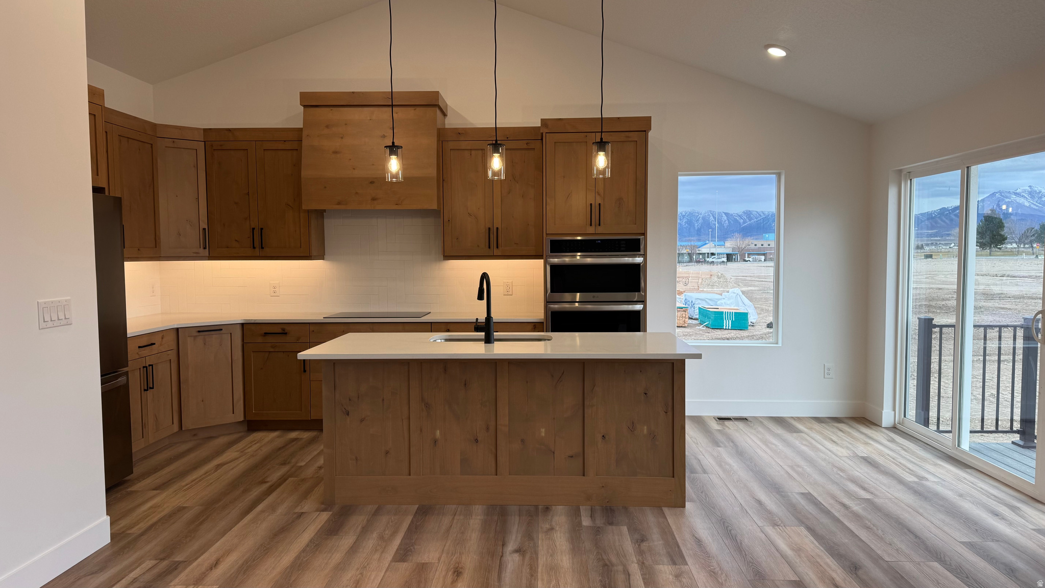 COWBOY ESTATES - Residential