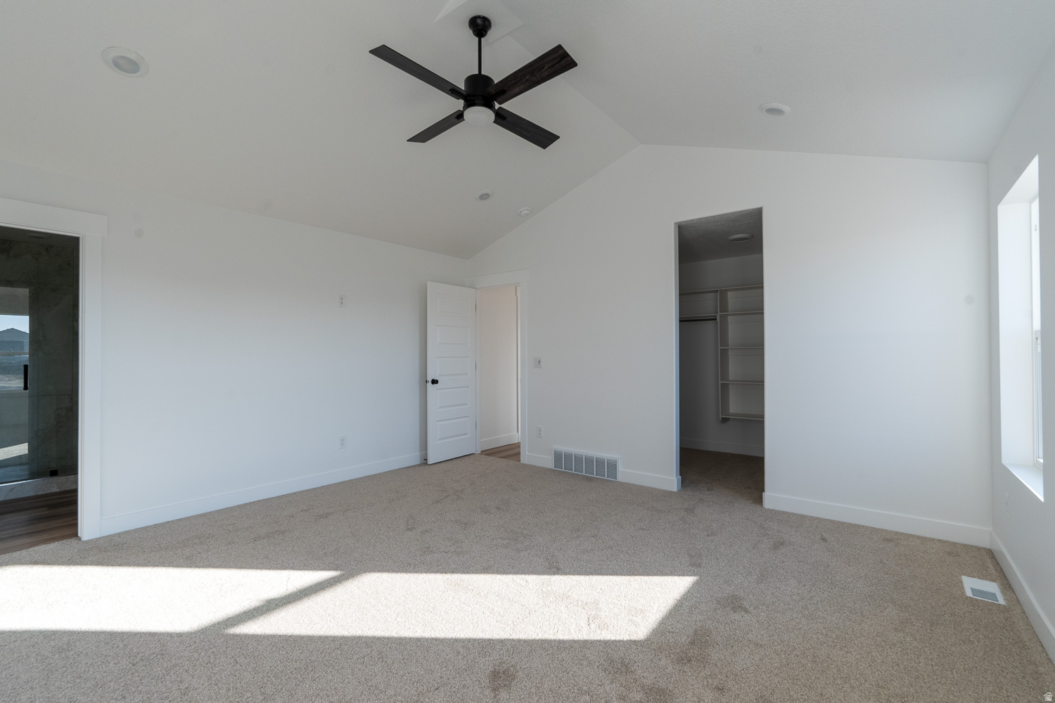 COWBOY ESTATES - Residential