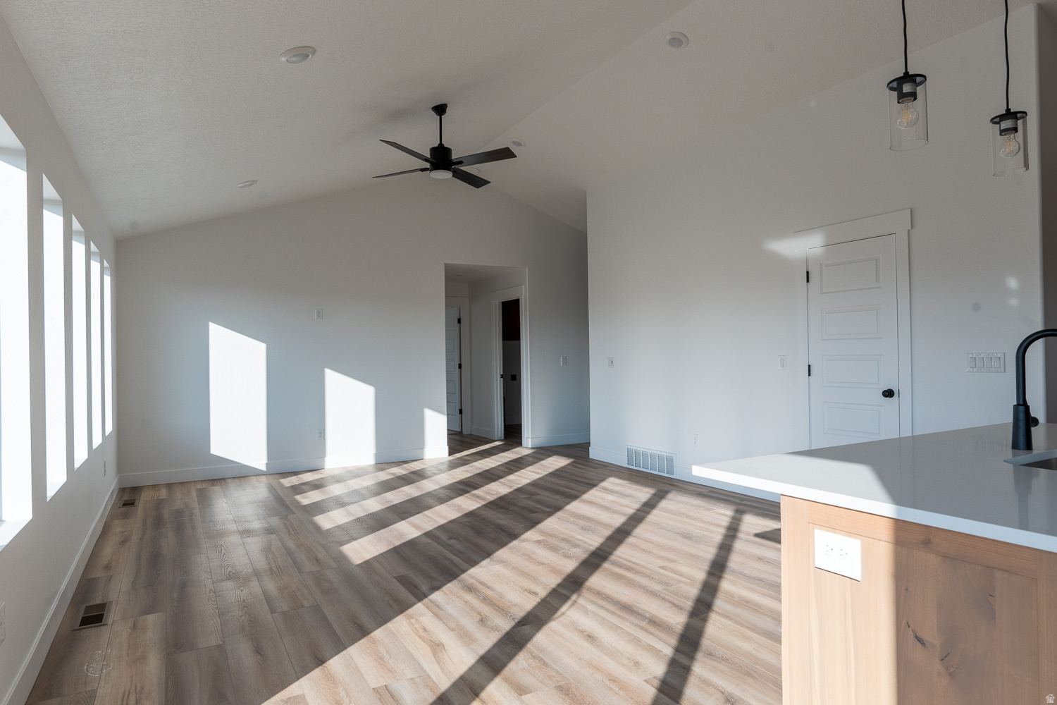 COWBOY ESTATES - Residential