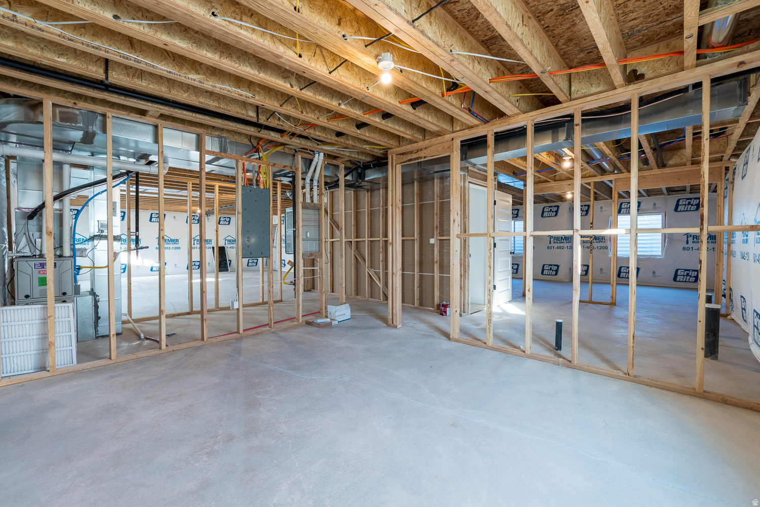 COWBOY ESTATES - Residential