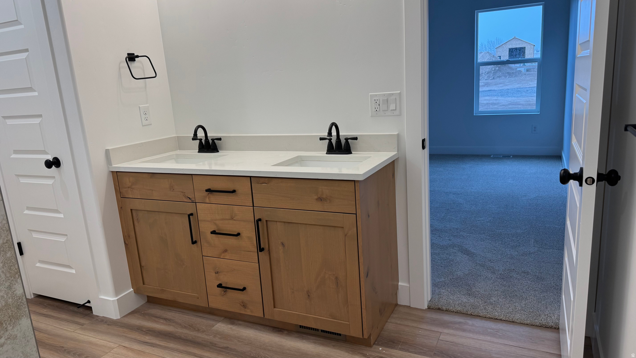 COWBOY ESTATES - Residential