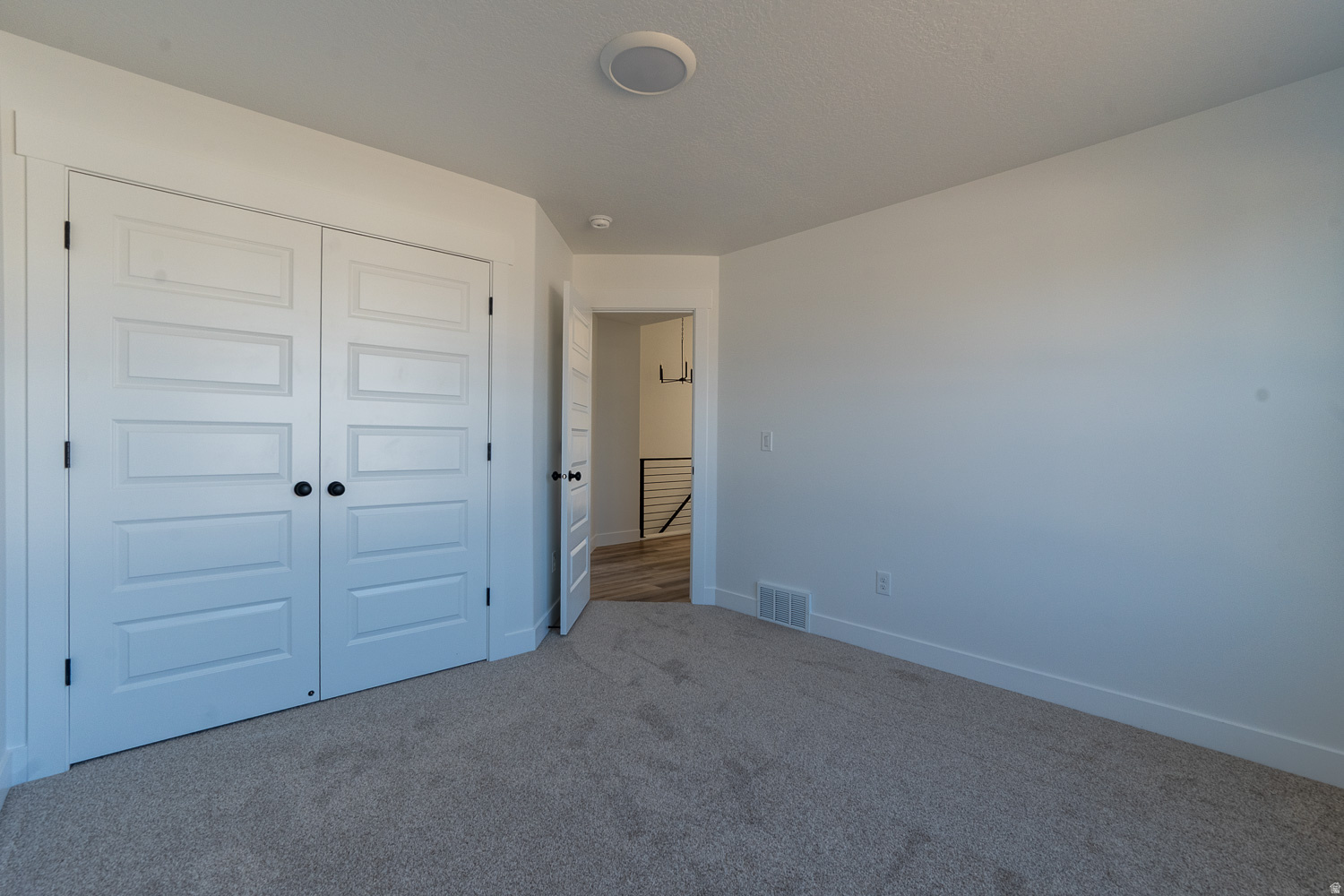 COWBOY ESTATES - Residential