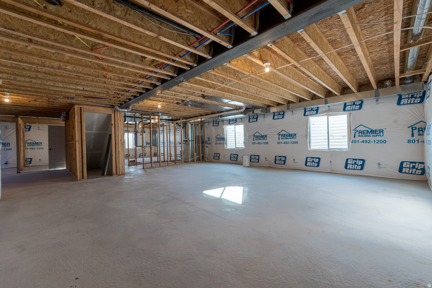 COWBOY ESTATES - Residential