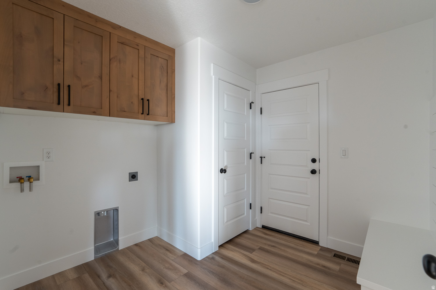 COWBOY ESTATES - Residential