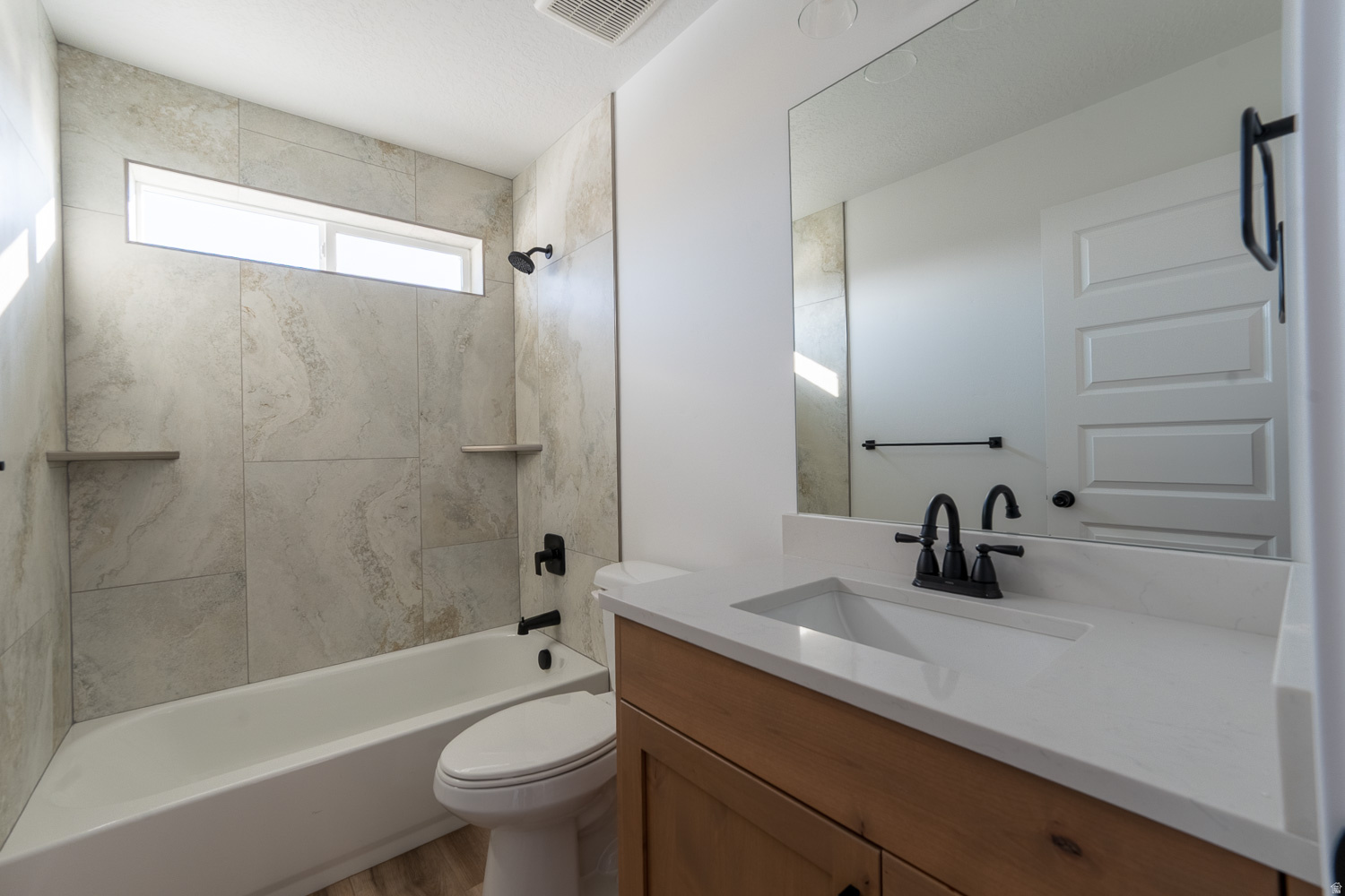 COWBOY ESTATES - Residential