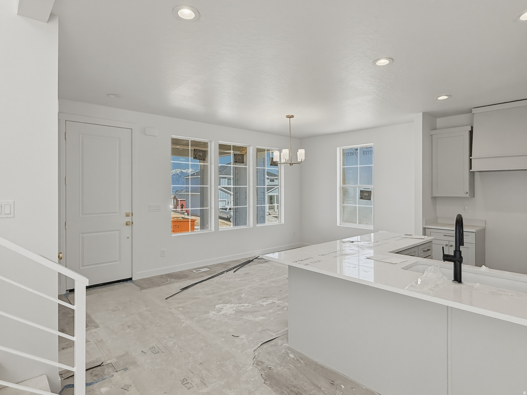 OQUIRRH WEST - Residential