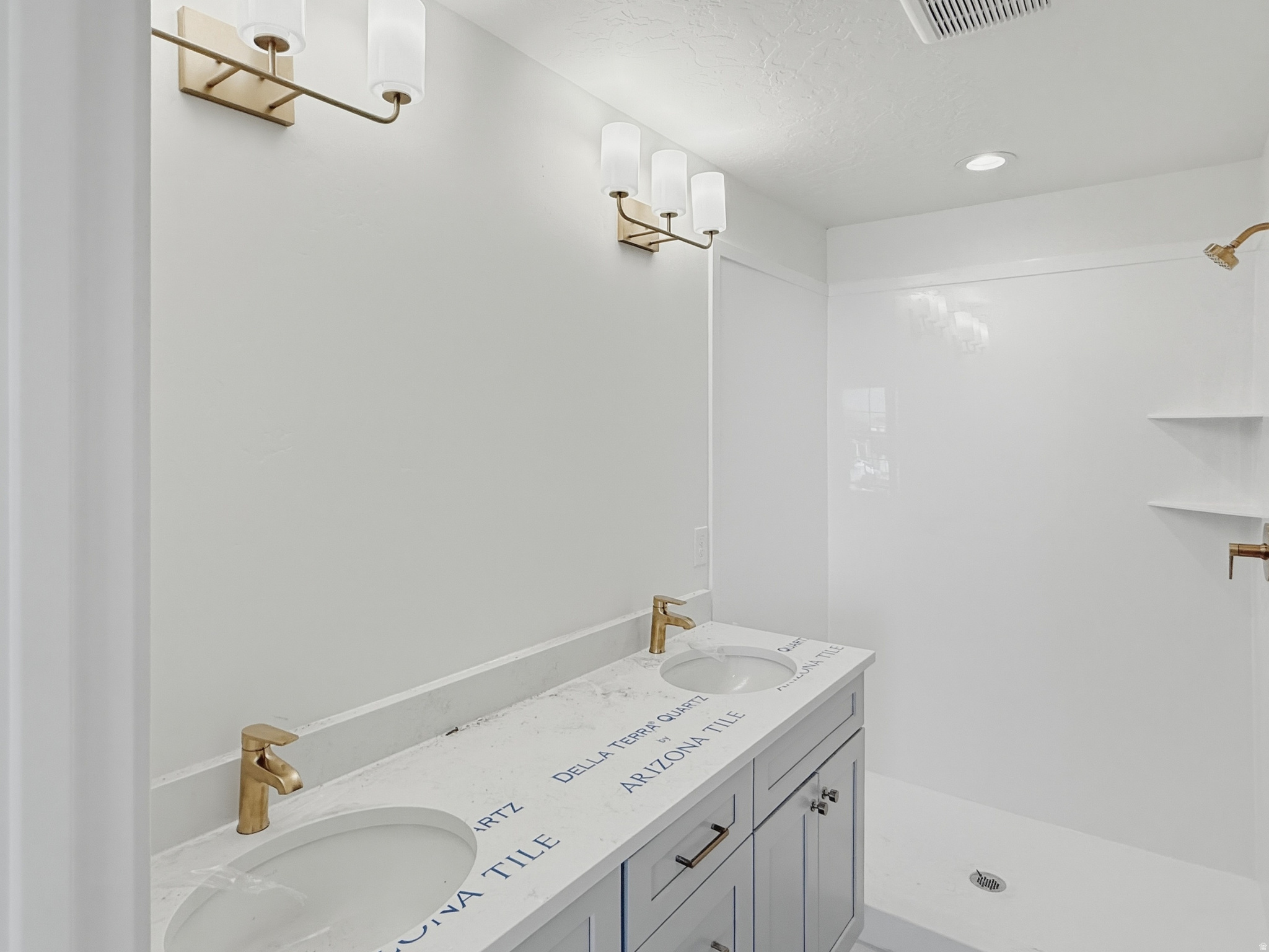 OQUIRRH WEST - Residential