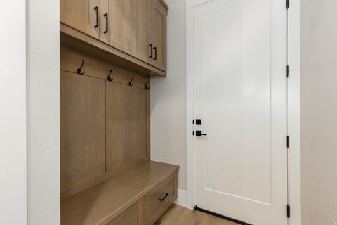 Tiny photo for 2847 E FRESHET DR, Washington, UT 84780 (MLS # 2126915)