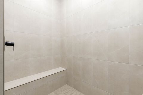 Tiny photo for 2847 E FRESHET DR, Washington, UT 84780 (MLS # 2126915)