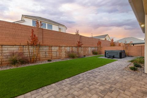 Tiny photo for 2847 E FRESHET DR, Washington, UT 84780 (MLS # 2126915)