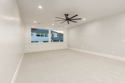 Tiny photo for 2847 E FRESHET DR, Washington, UT 84780 (MLS # 2126915)