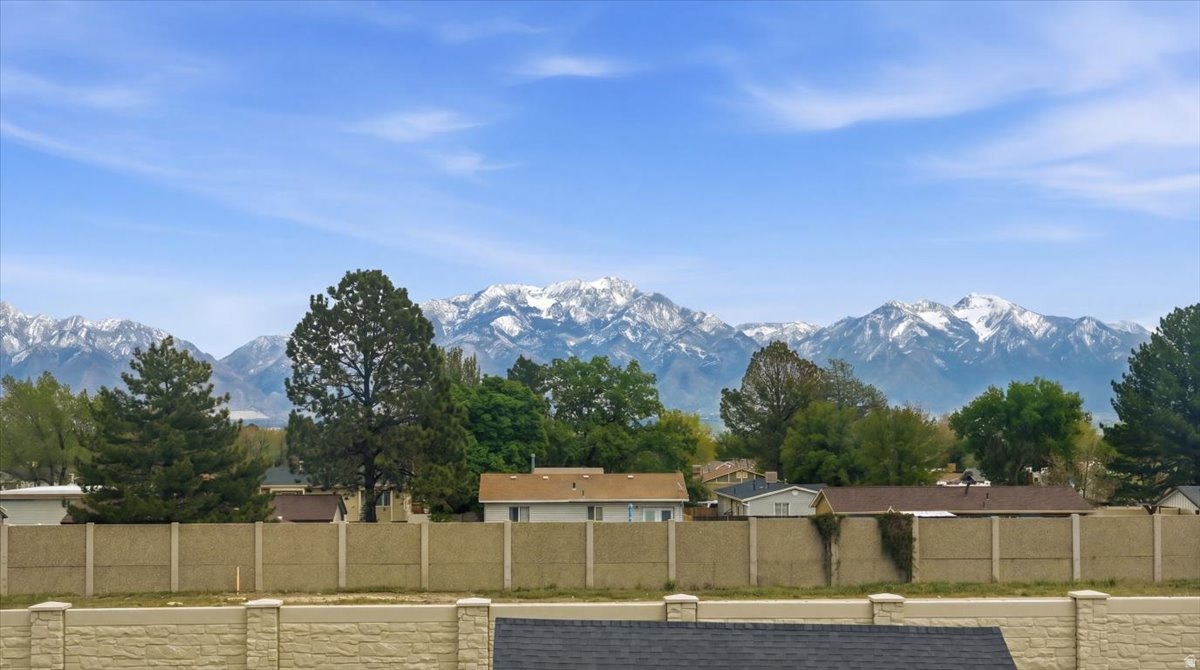 AURORA HIEGHTS - Residential