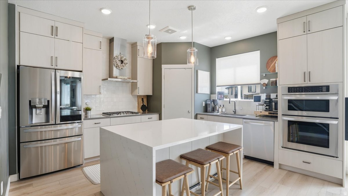 AURORA HIEGHTS - Residential