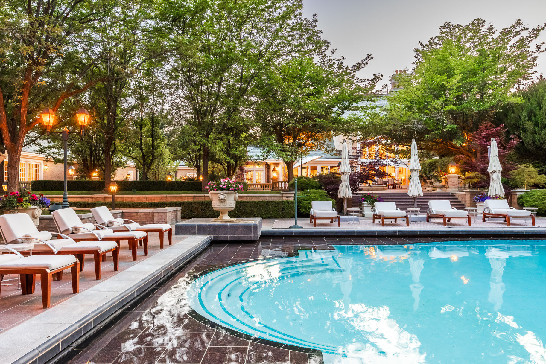 OLD ORCHARD ESTATES - Residential