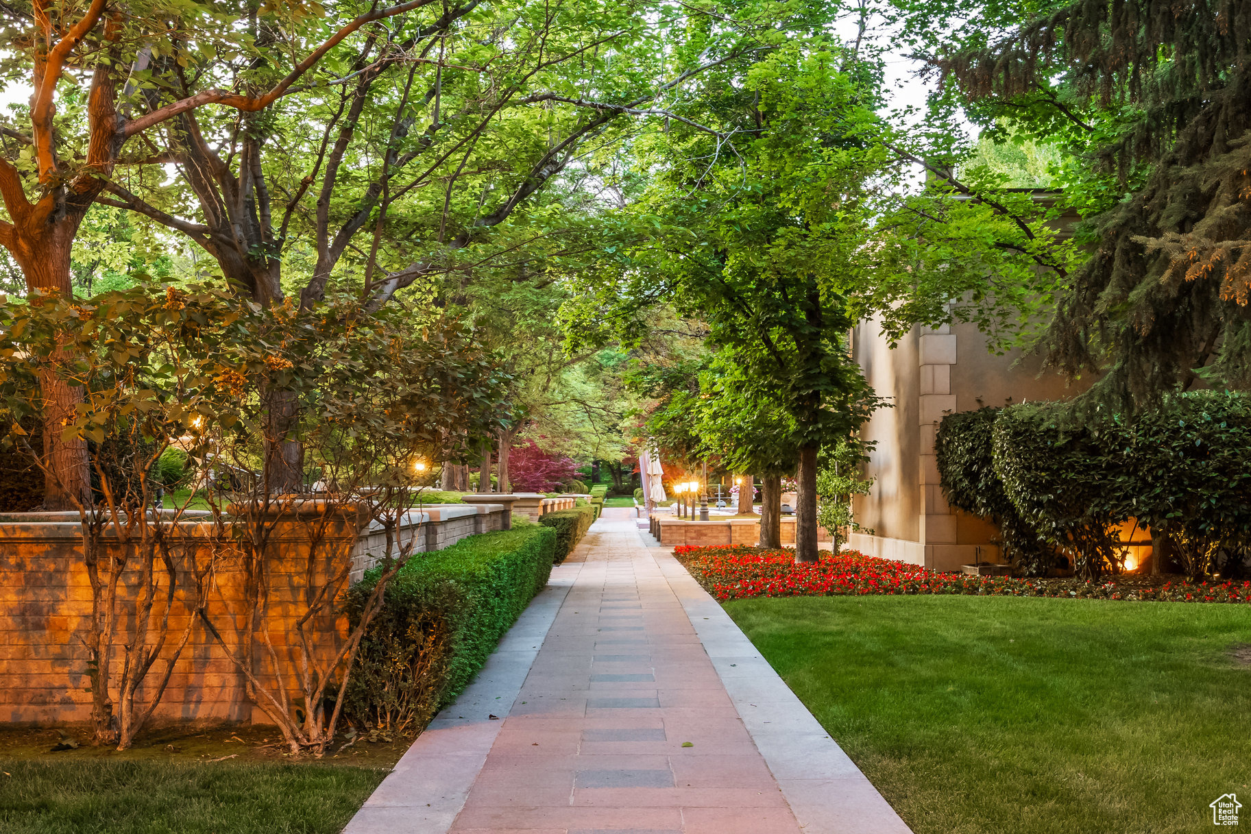 OLD ORCHARD ESTATES - Residential