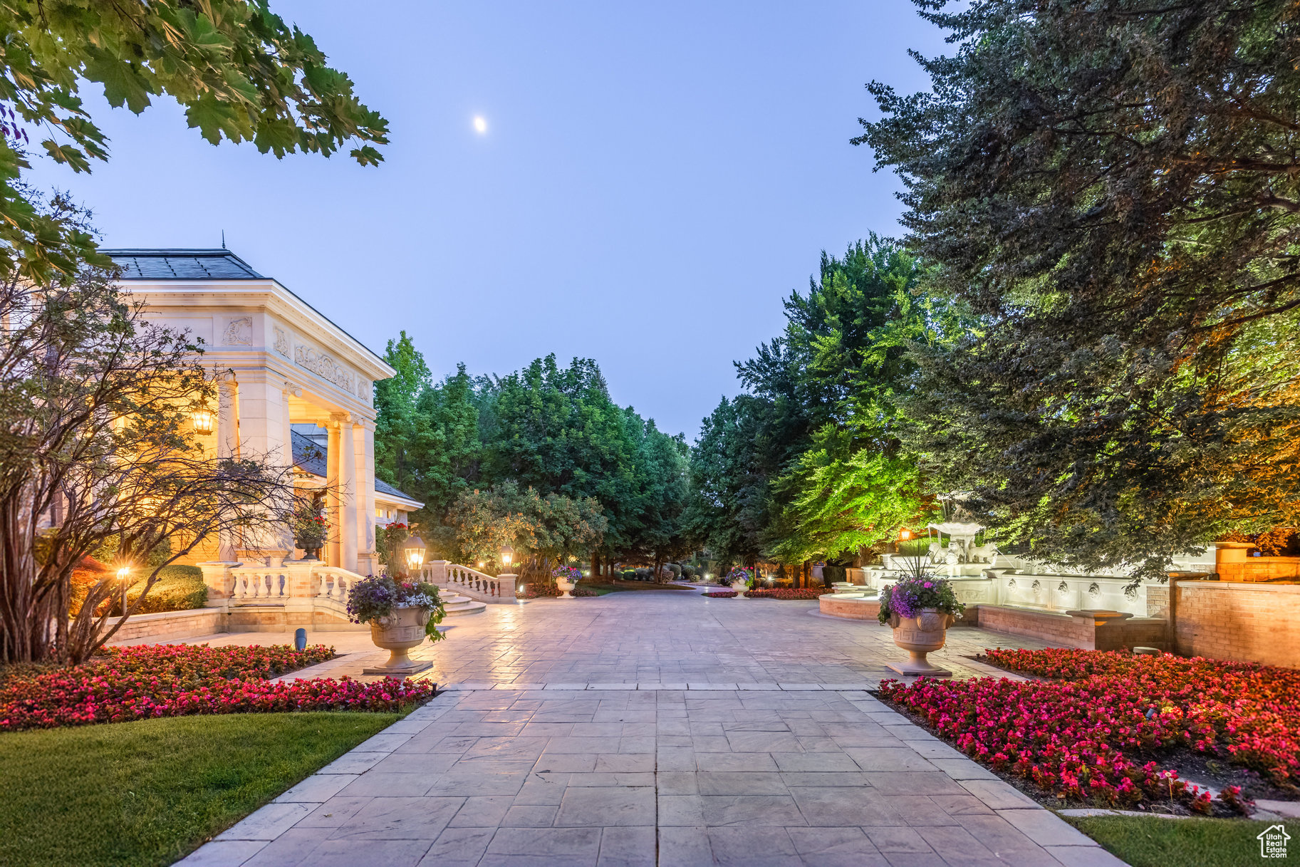 OLD ORCHARD ESTATES - Residential