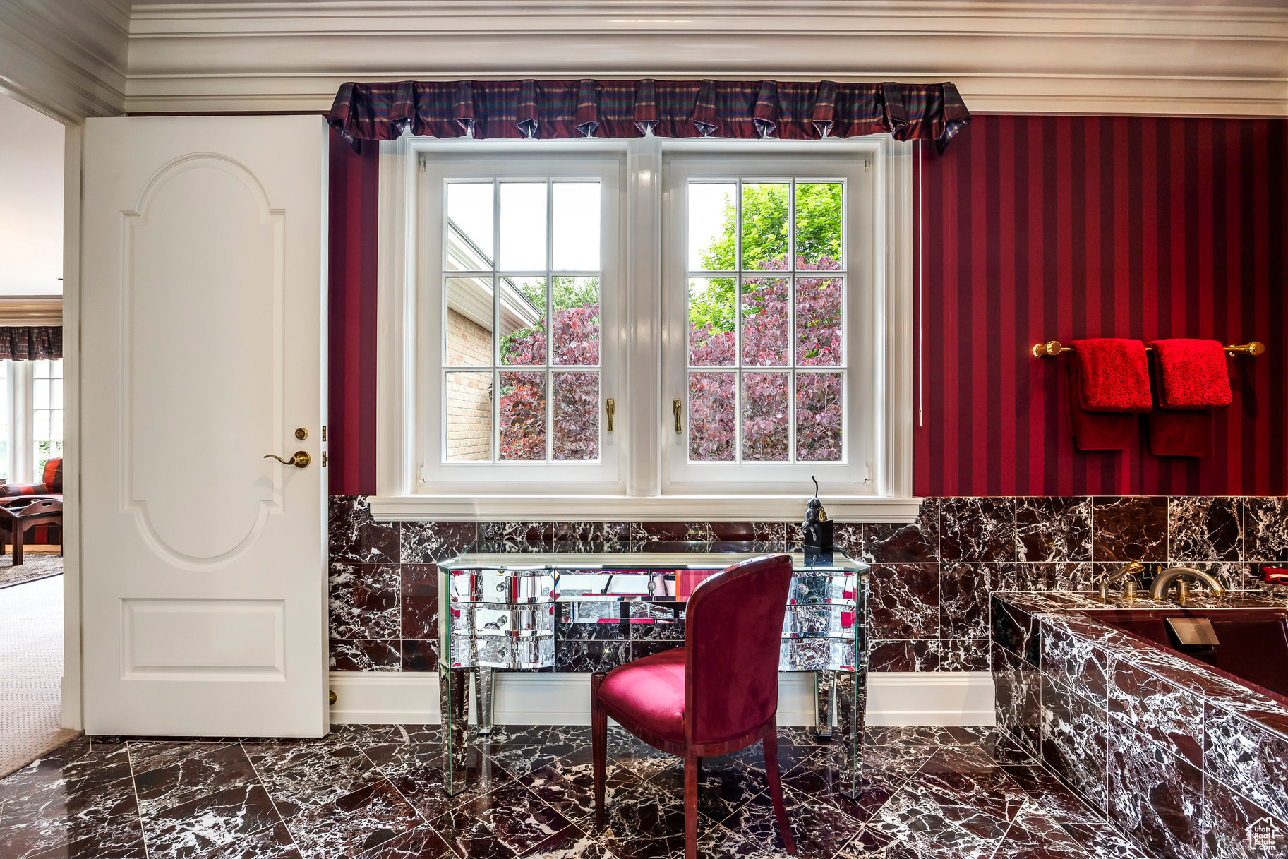 OLD ORCHARD ESTATES - Residential