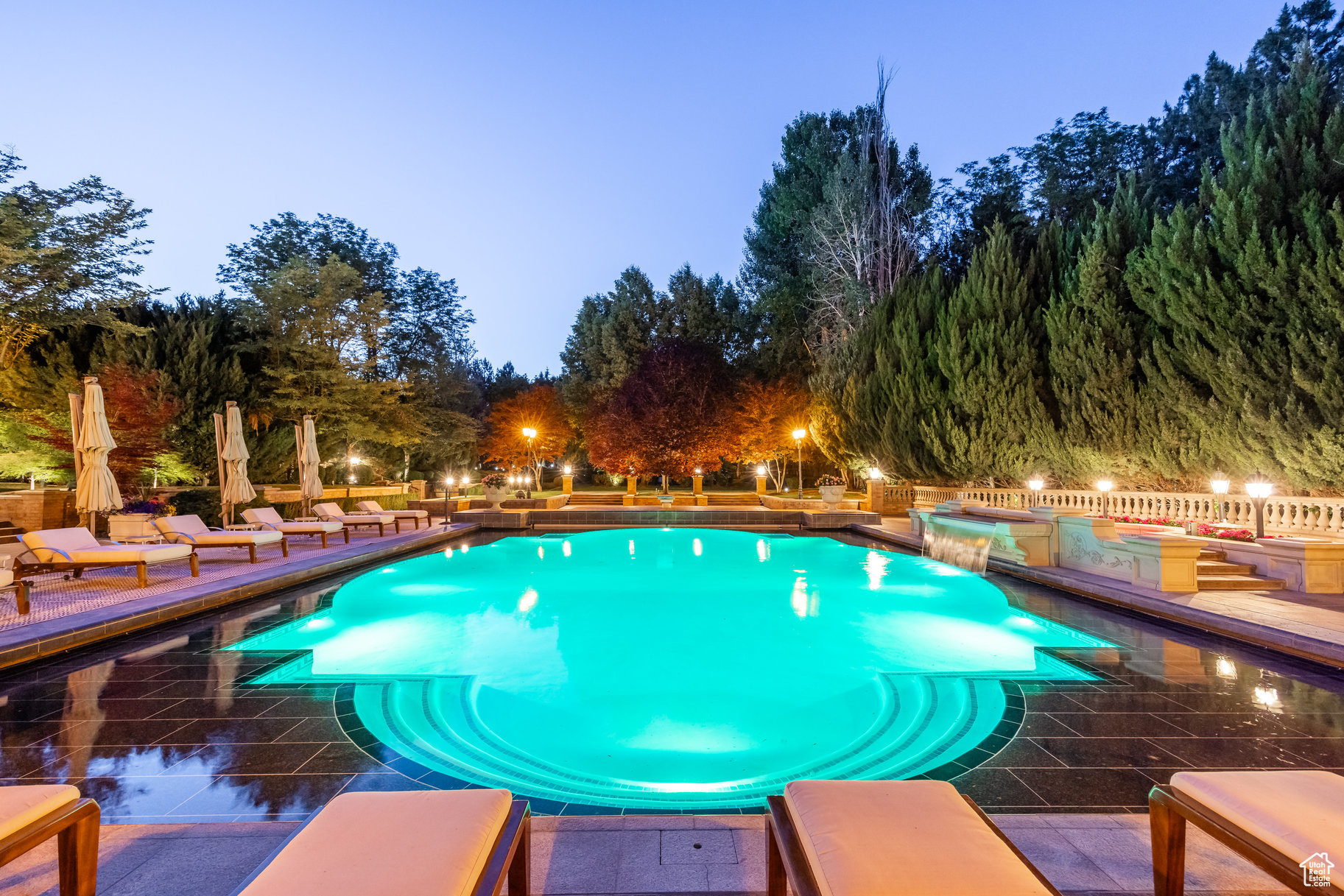 OLD ORCHARD ESTATES - Residential