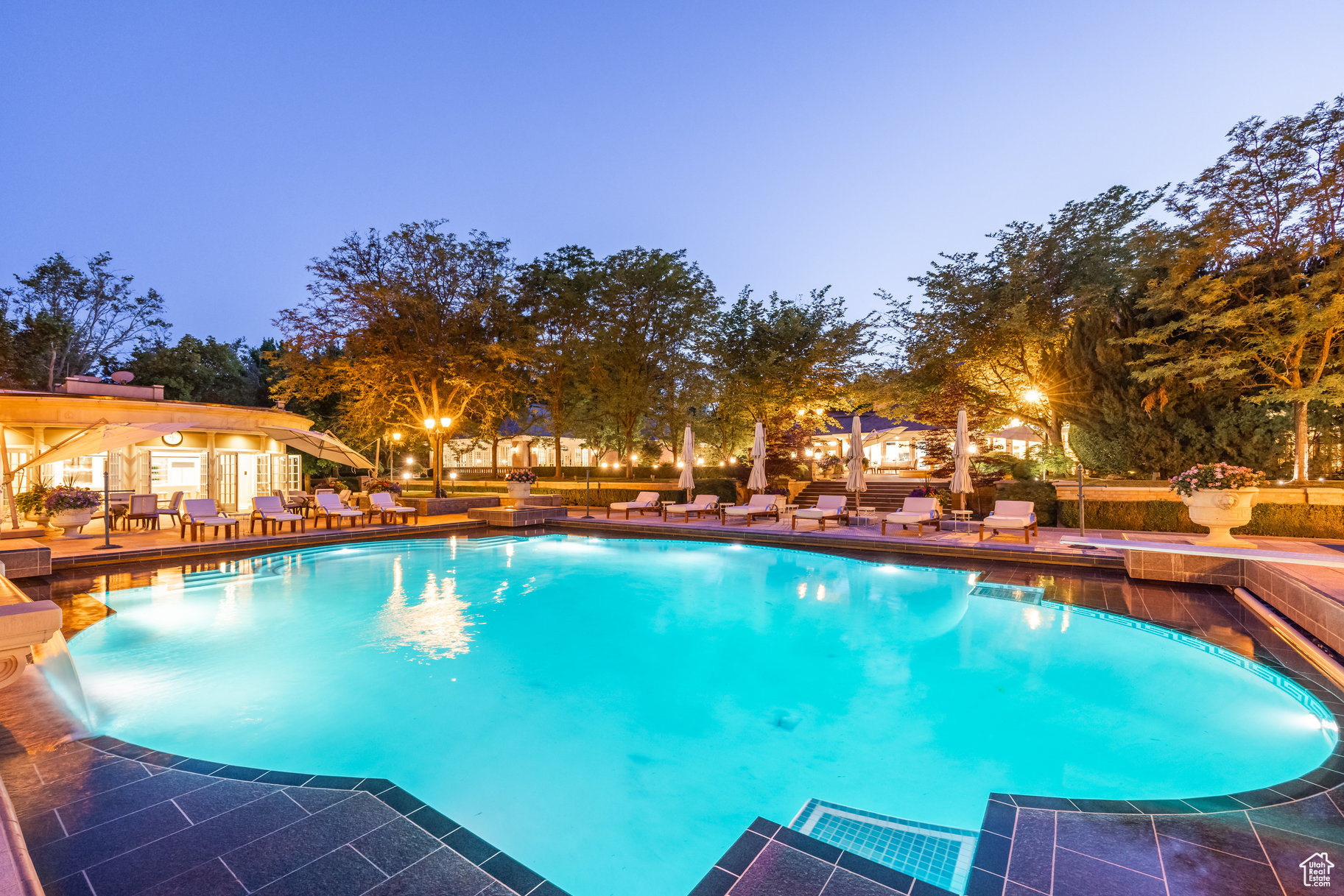 OLD ORCHARD ESTATES - Residential