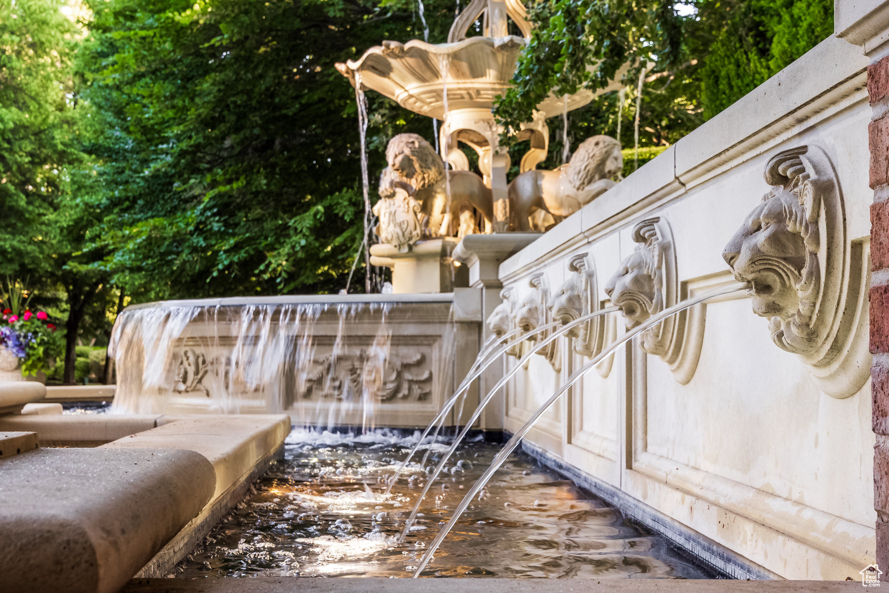 OLD ORCHARD ESTATES - Residential