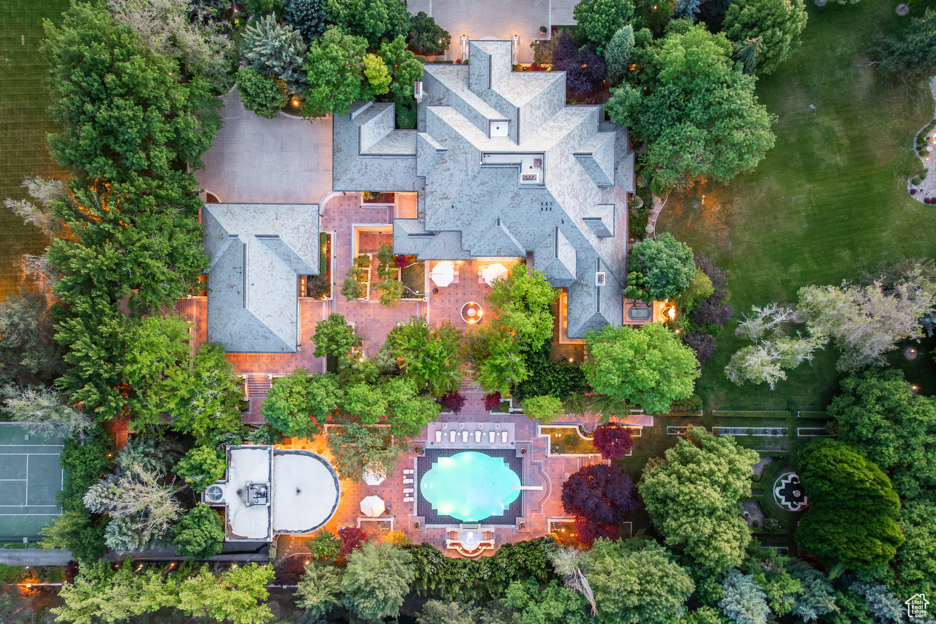 OLD ORCHARD ESTATES - Residential