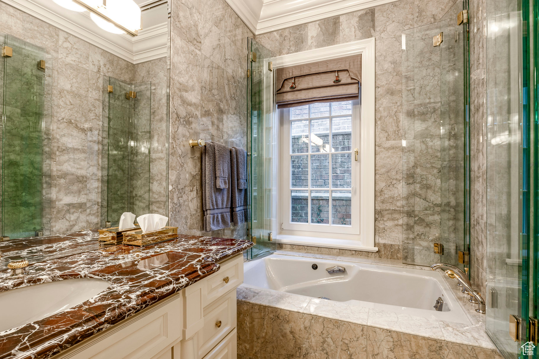 OLD ORCHARD ESTATES - Residential