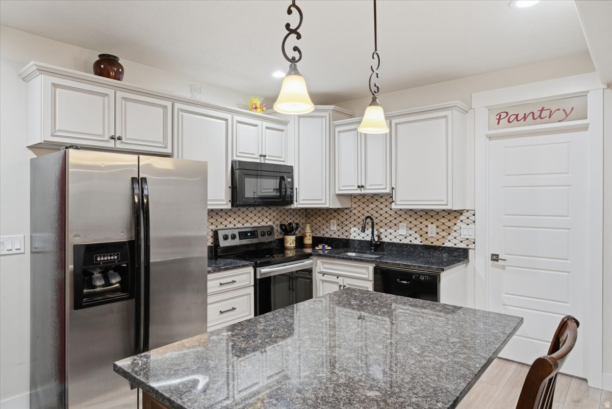 CREEK RIDGE - Residential