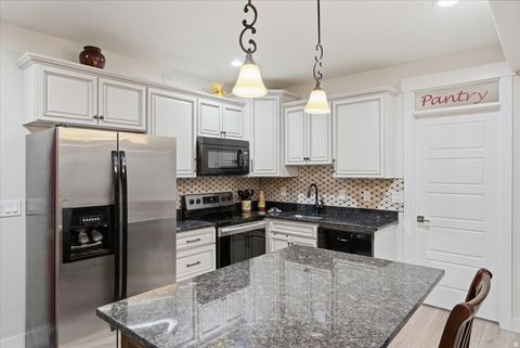 Tiny photo for 6633 W INDIGO DR, Herriman, UT 84096 (MLS # 2129610)