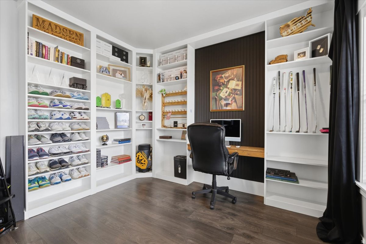 CREEK RIDGE - Residential