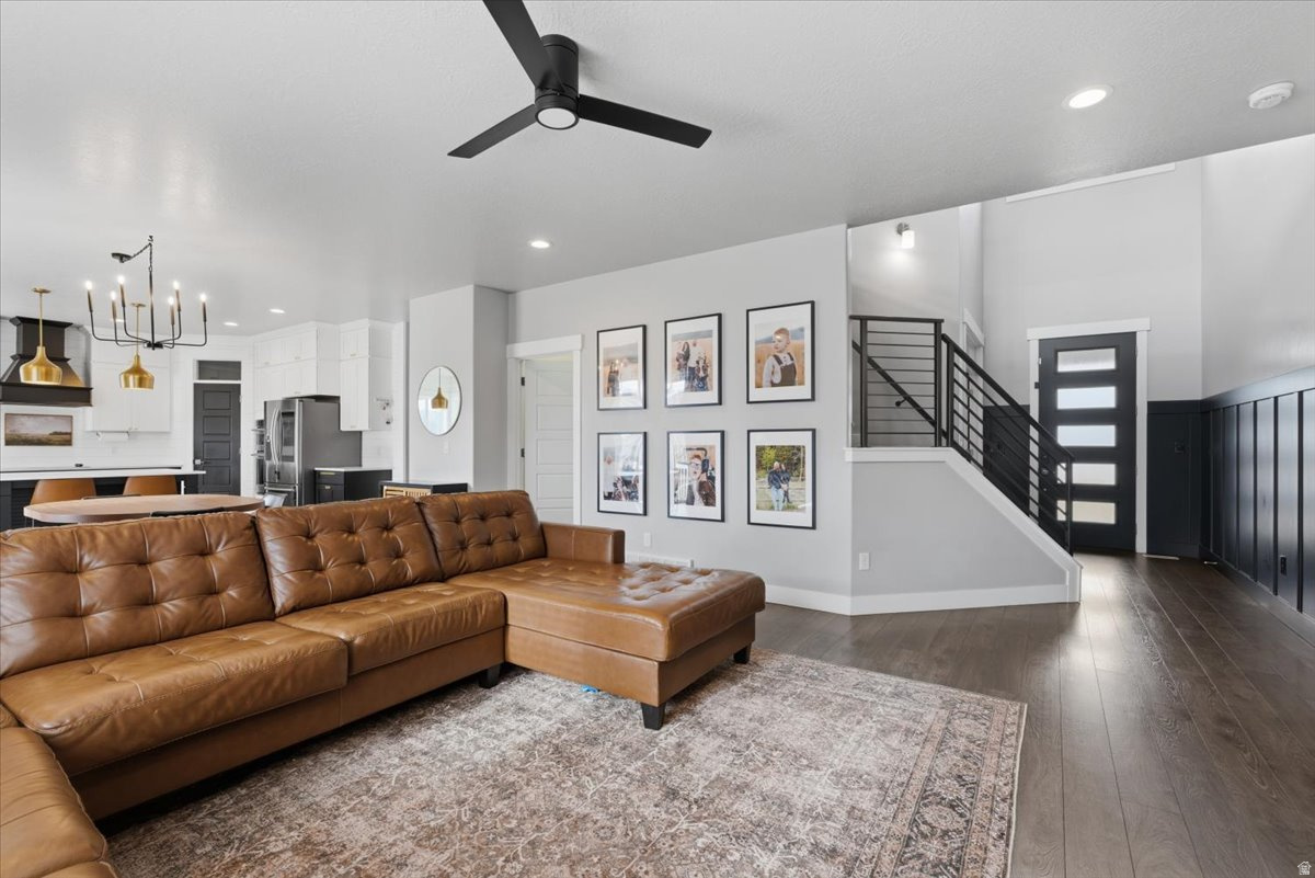 CREEK RIDGE - Residential