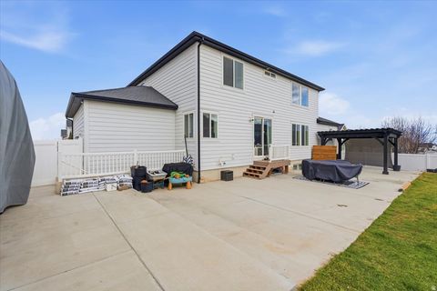 Tiny photo for 6633 W INDIGO DR, Herriman, UT 84096 (MLS # 2129610)