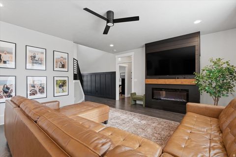 Tiny photo for 6633 W INDIGO DR, Herriman, UT 84096 (MLS # 2129610)