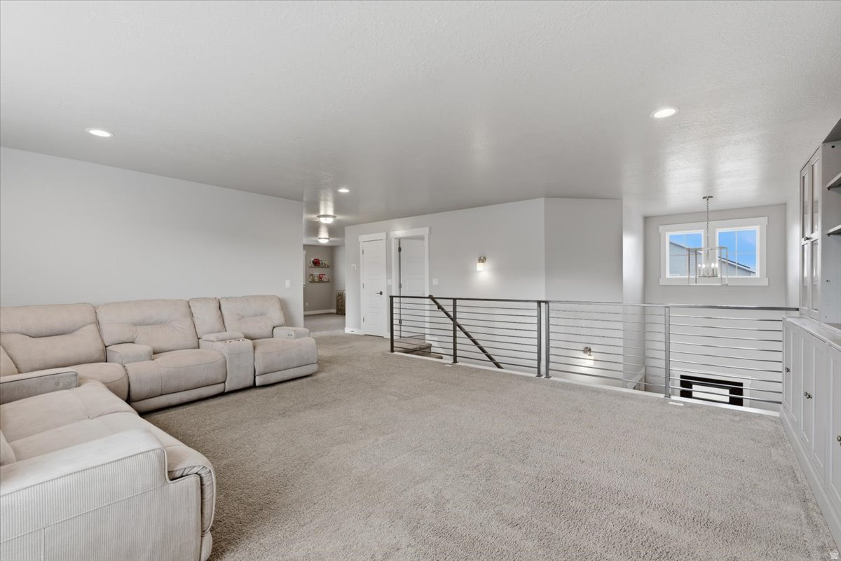 CREEK RIDGE - Residential