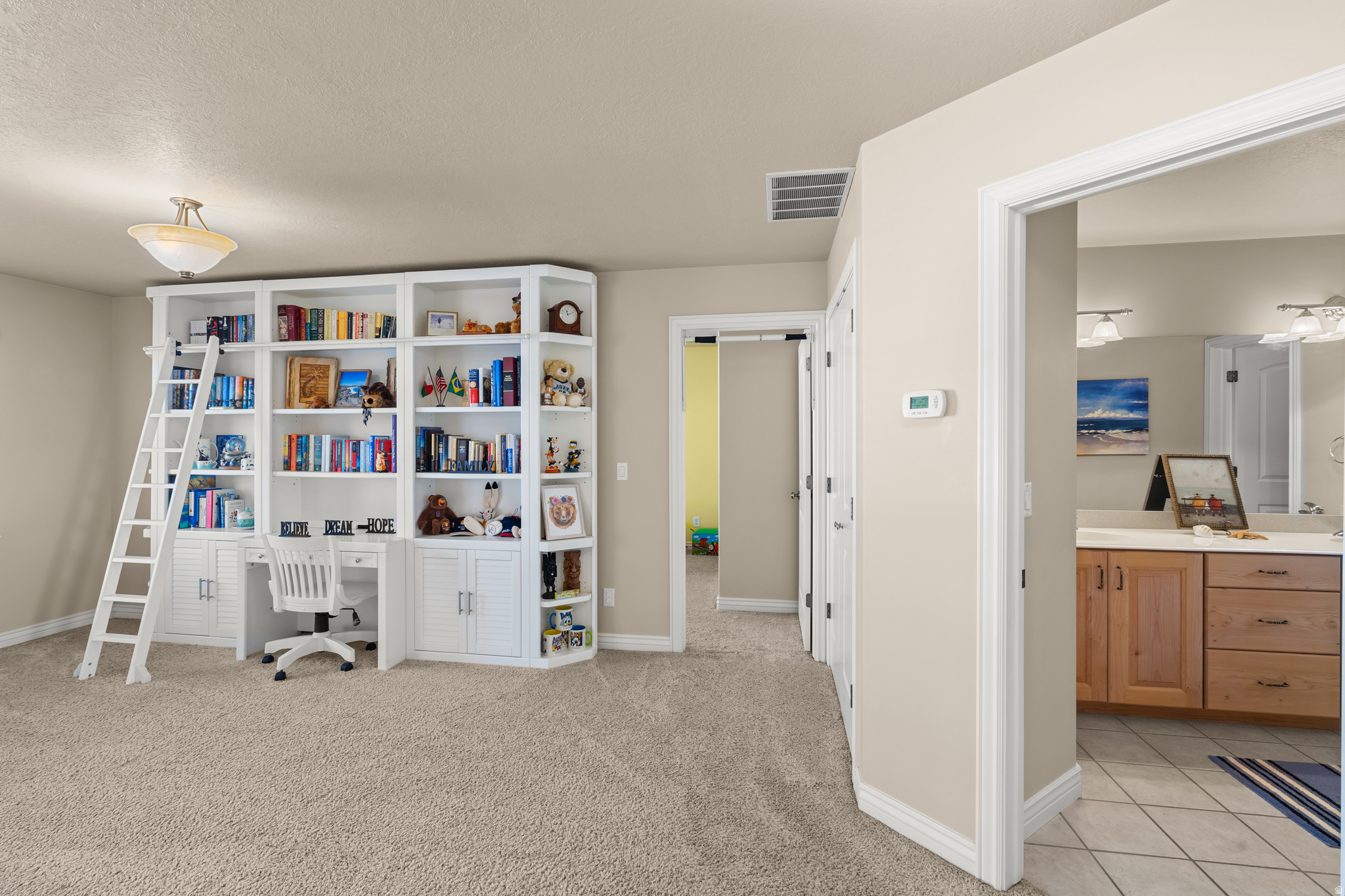 FERRIS R WILLIAMS ESTATES - Residential