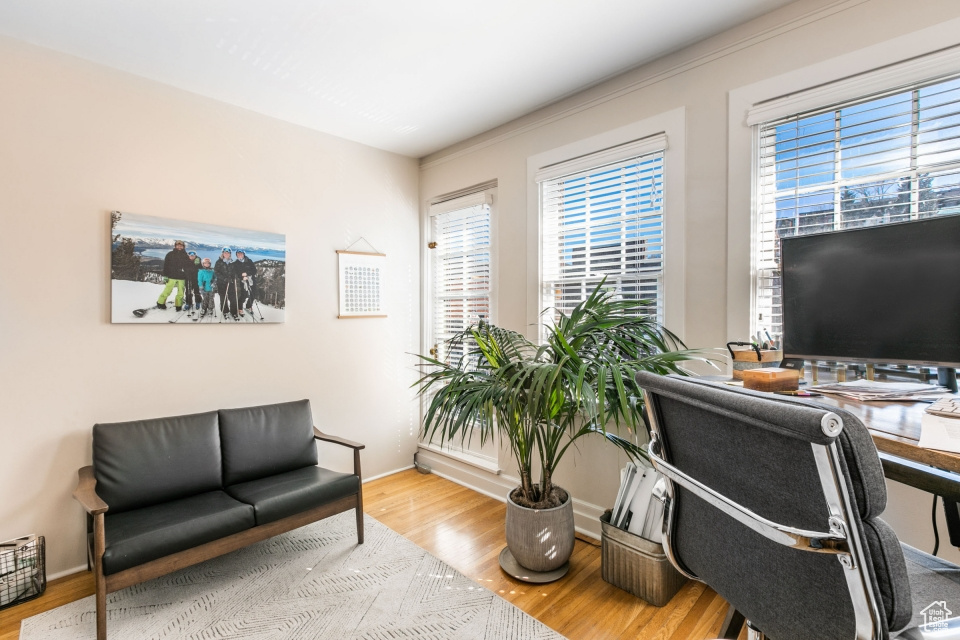 PARK CITY - Commercial Lease