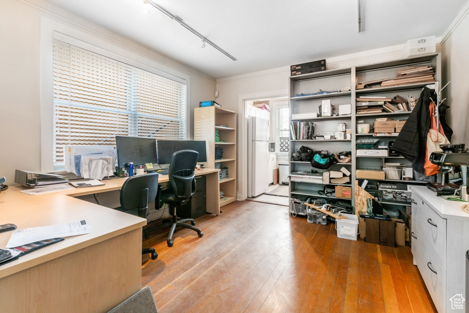 PARK CITY - Commercial Lease