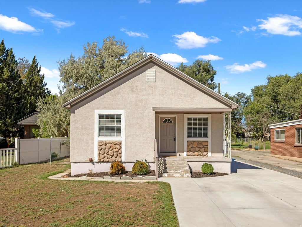 Photo of 7690 S 1530 W, West Jordan, UT 84084 (MLS # 2183739)