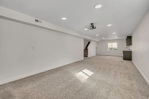 Tiny photo for 717 W WYNWOOD DR, Murray, UT 84123 (MLS # 2130038)