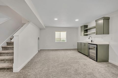 Tiny photo for 717 W WYNWOOD DR, Murray, UT 84123 (MLS # 2130038)
