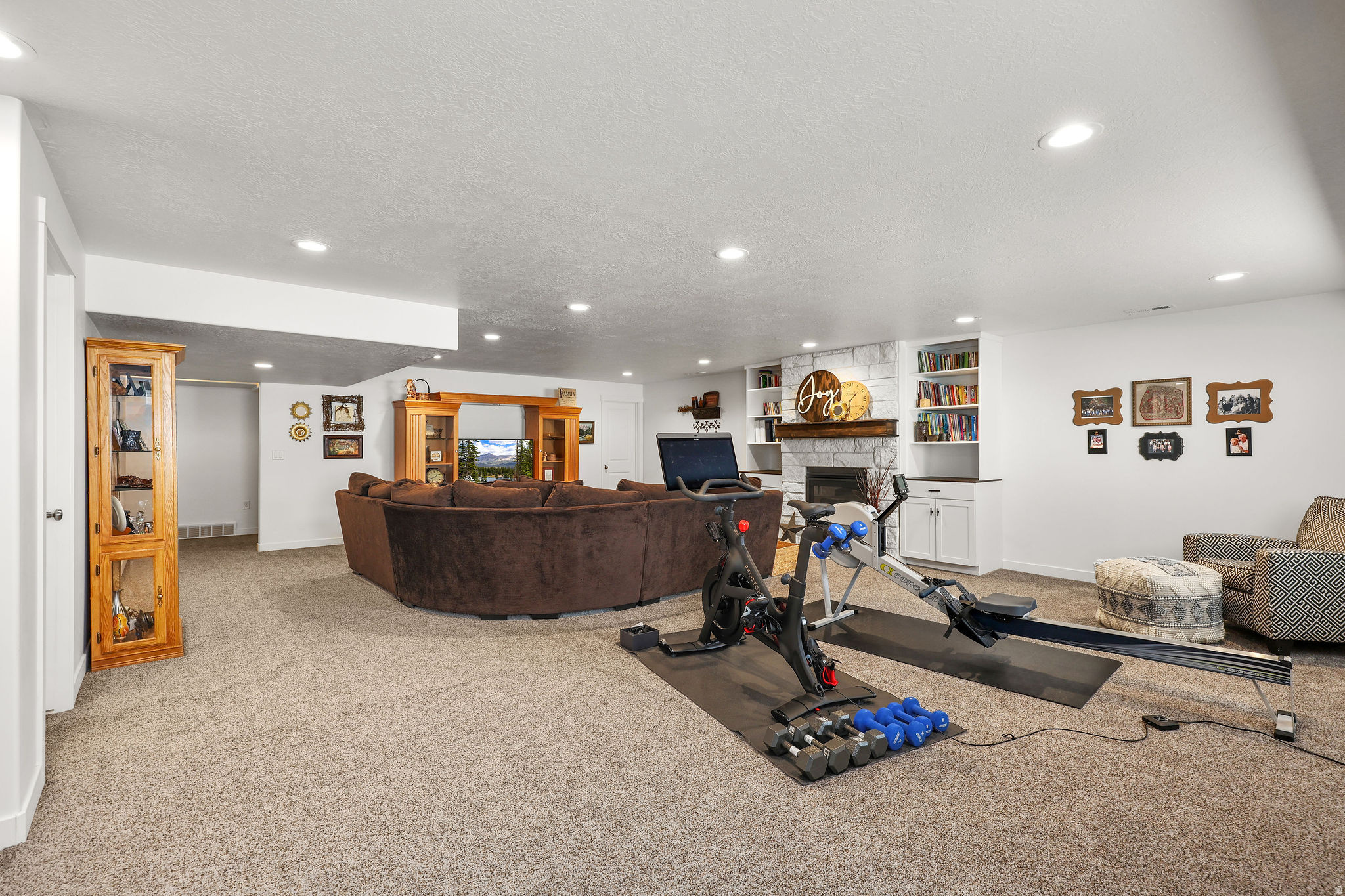 TRAILS EDGE - Residential