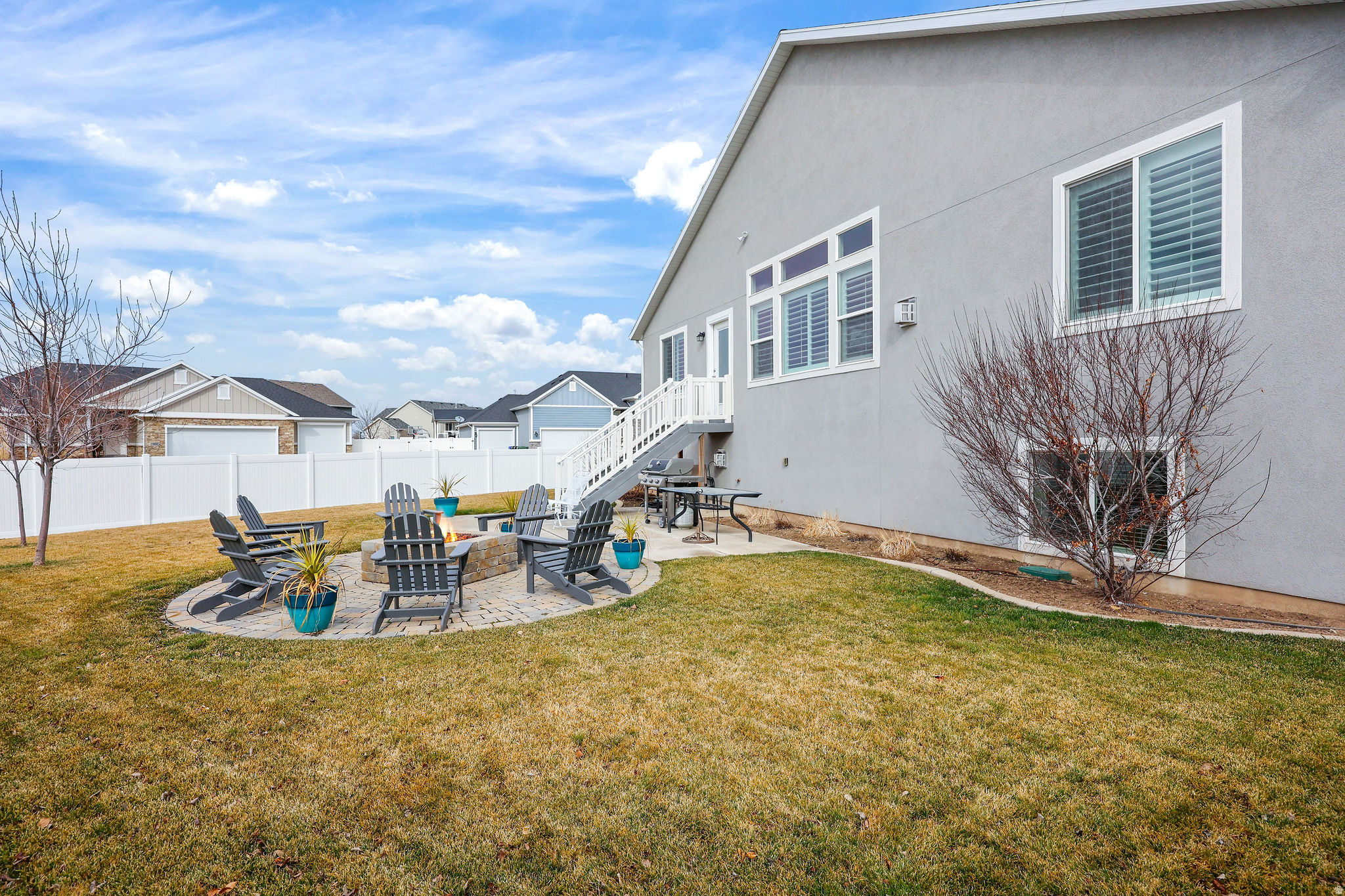 TRAILS EDGE - Residential