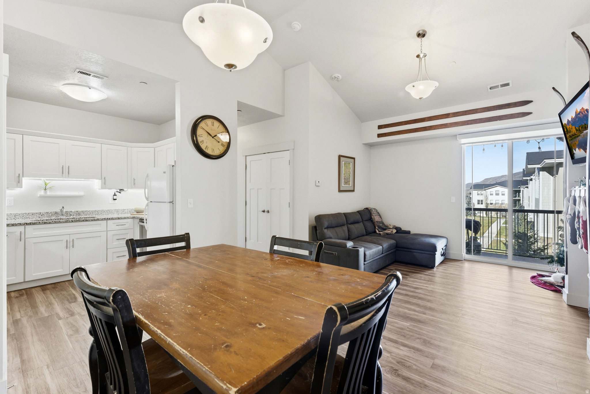 RANCH LANDING - Residential