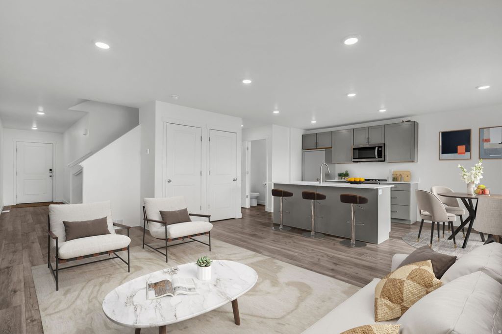 Photo of 1846 E FALL ST, Eagle Mountain, UT 84005 (MLS # 2141066)