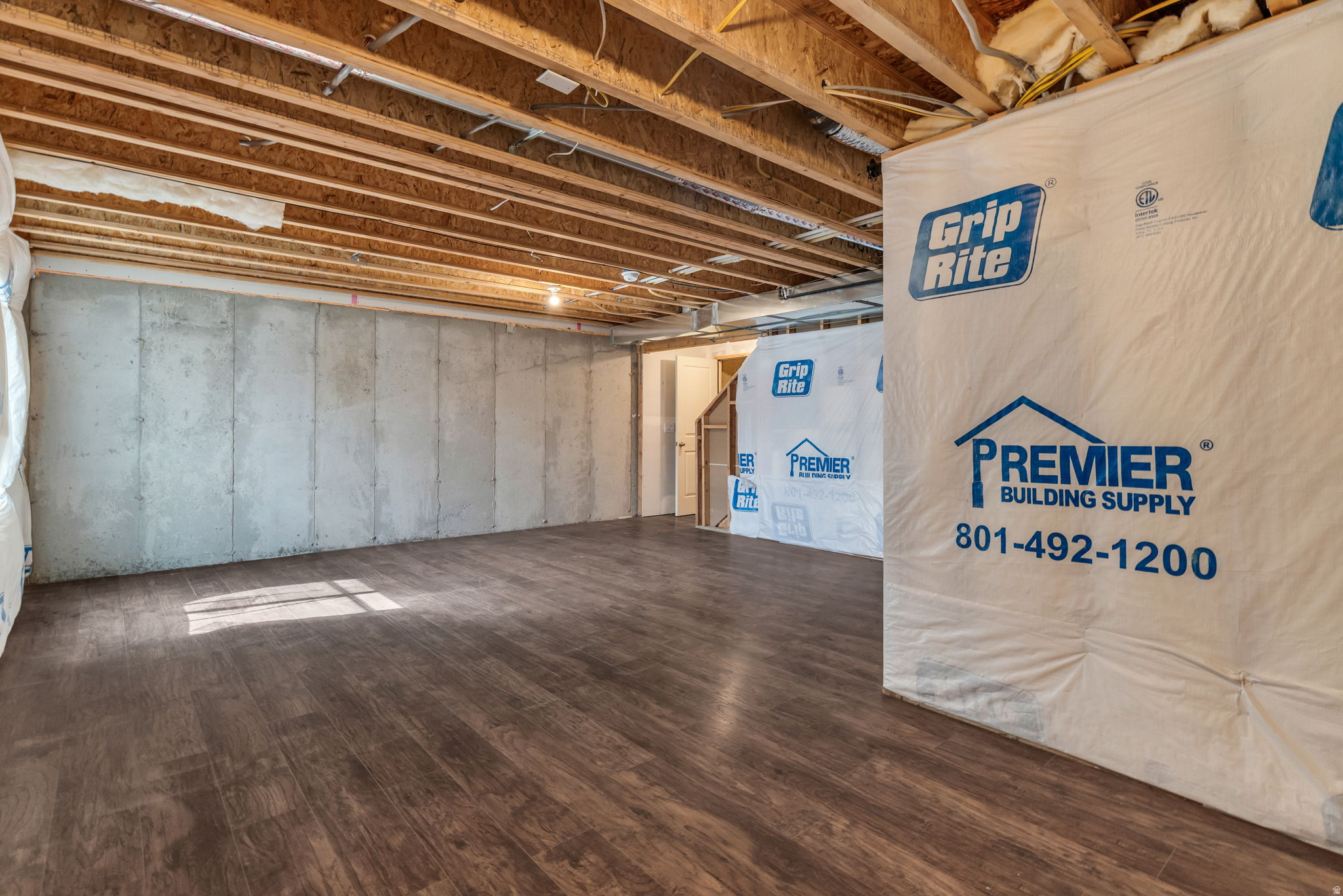 EAGLE POINT - Residential