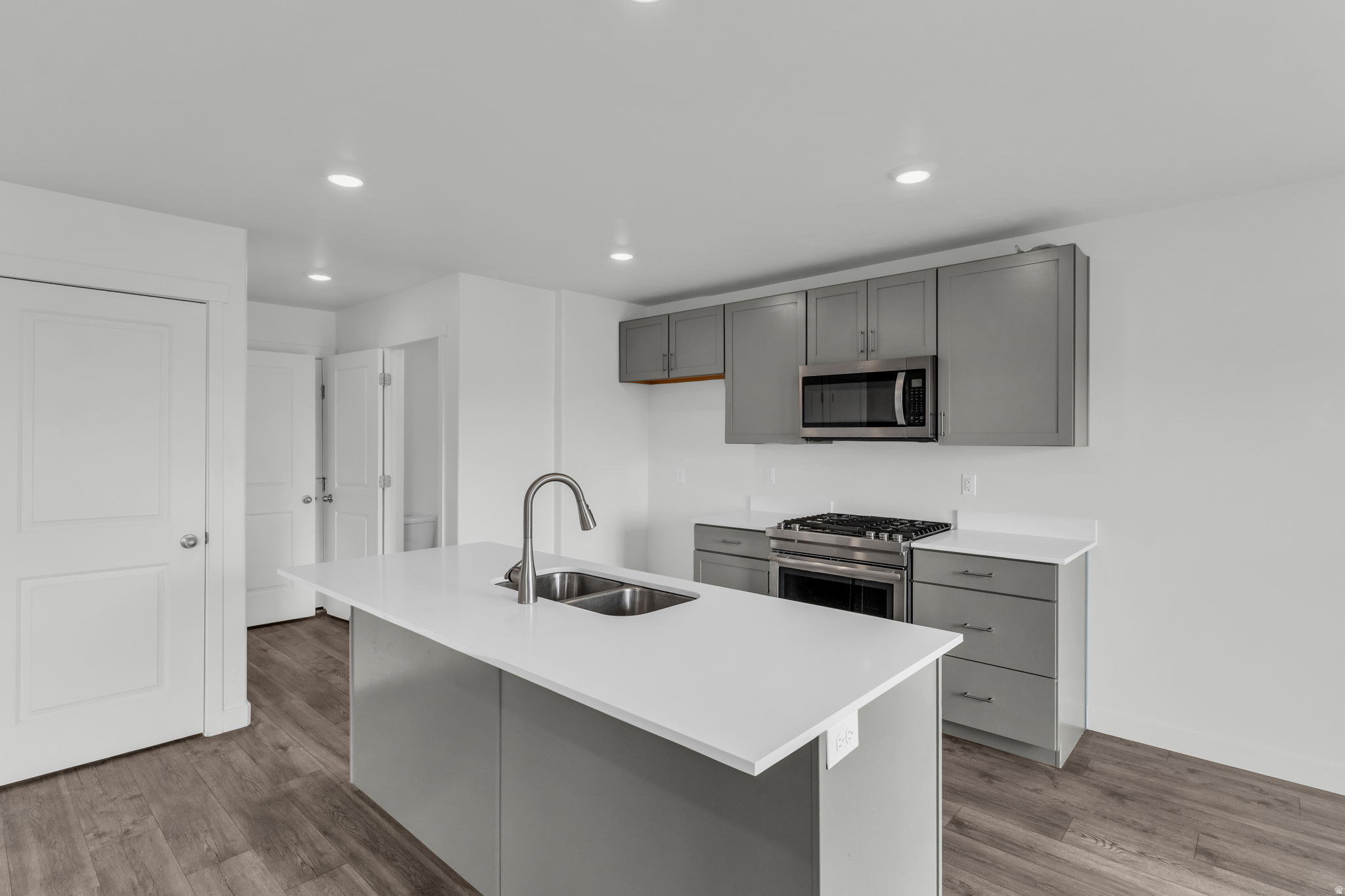 EAGLE POINT - Residential