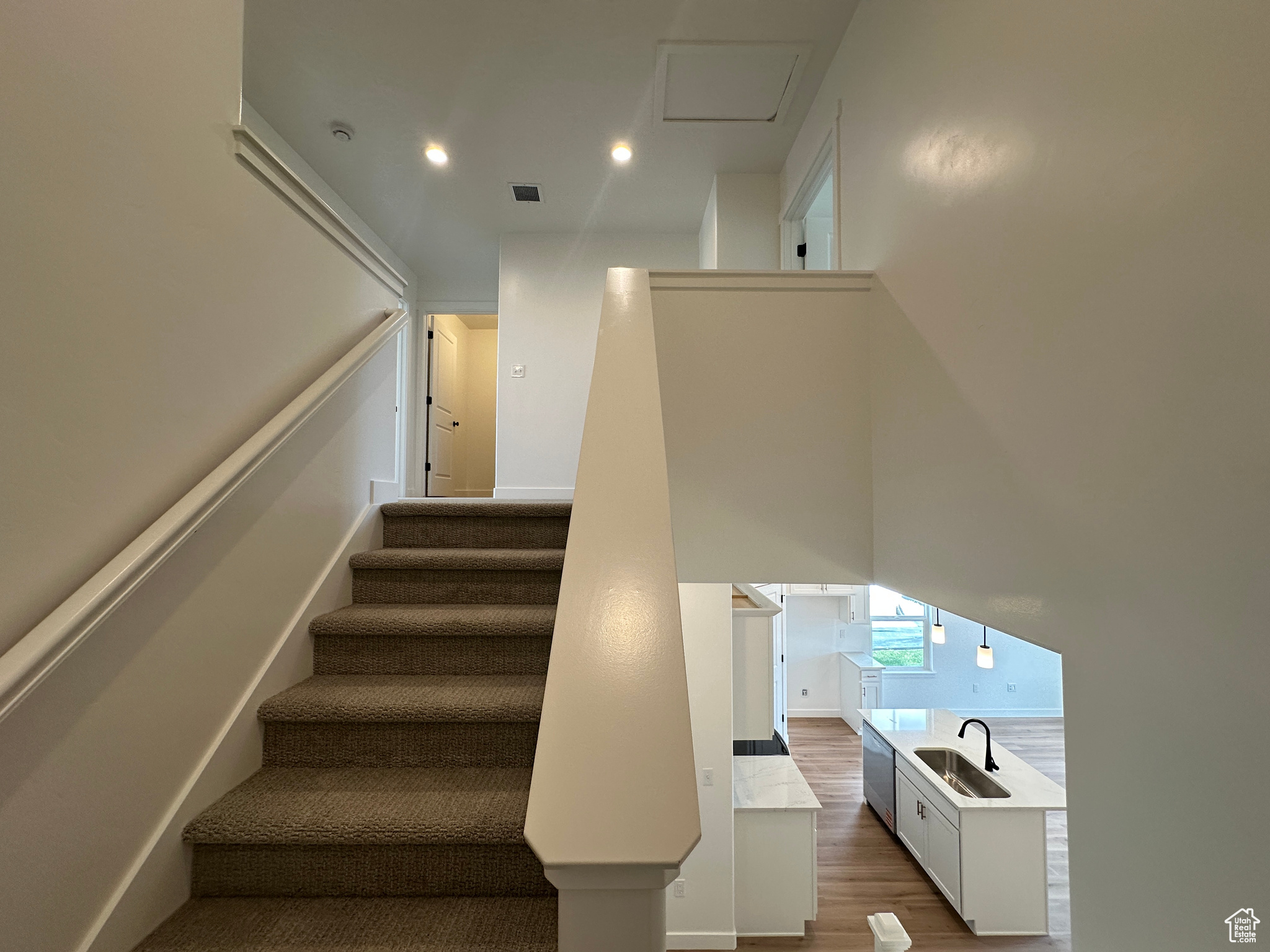 MOONLIGHT VILLAGE - Residential