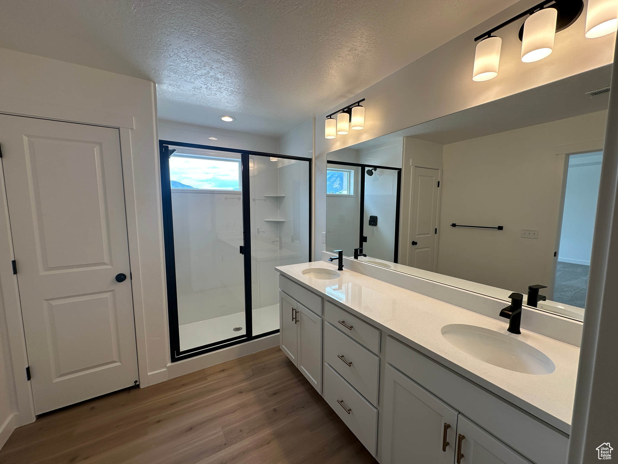 MOONLIGHT VILLAGE - Residential