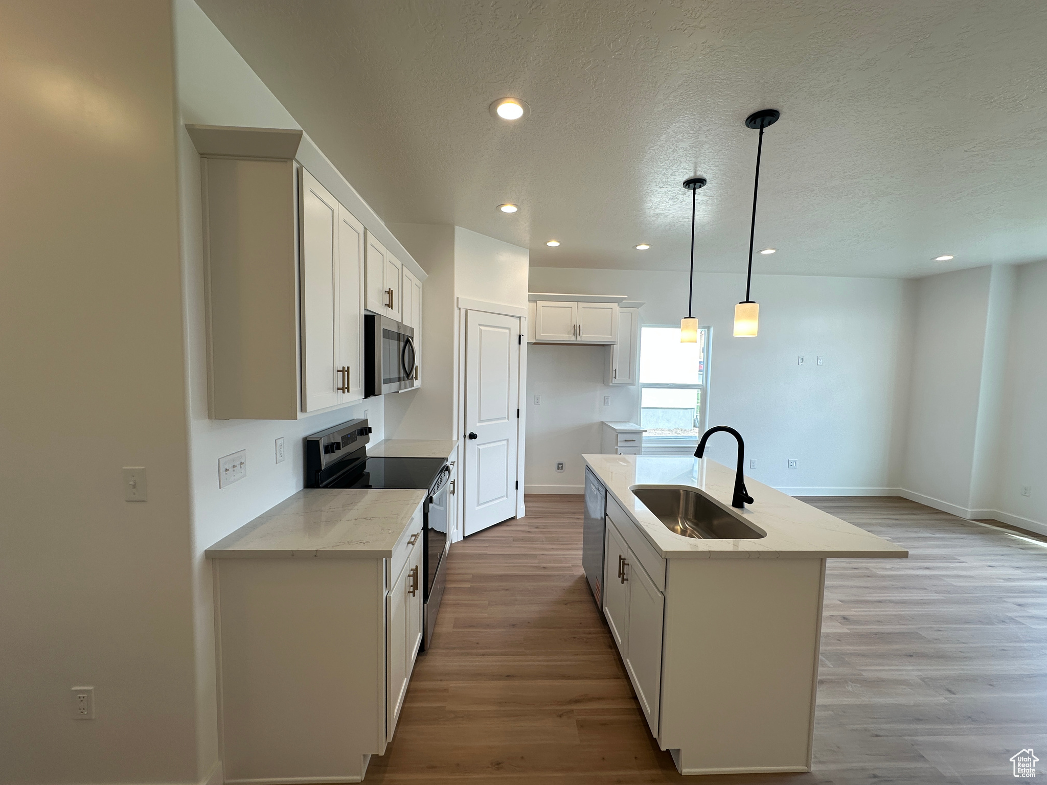 MOONLIGHT VILLAGE - Residential