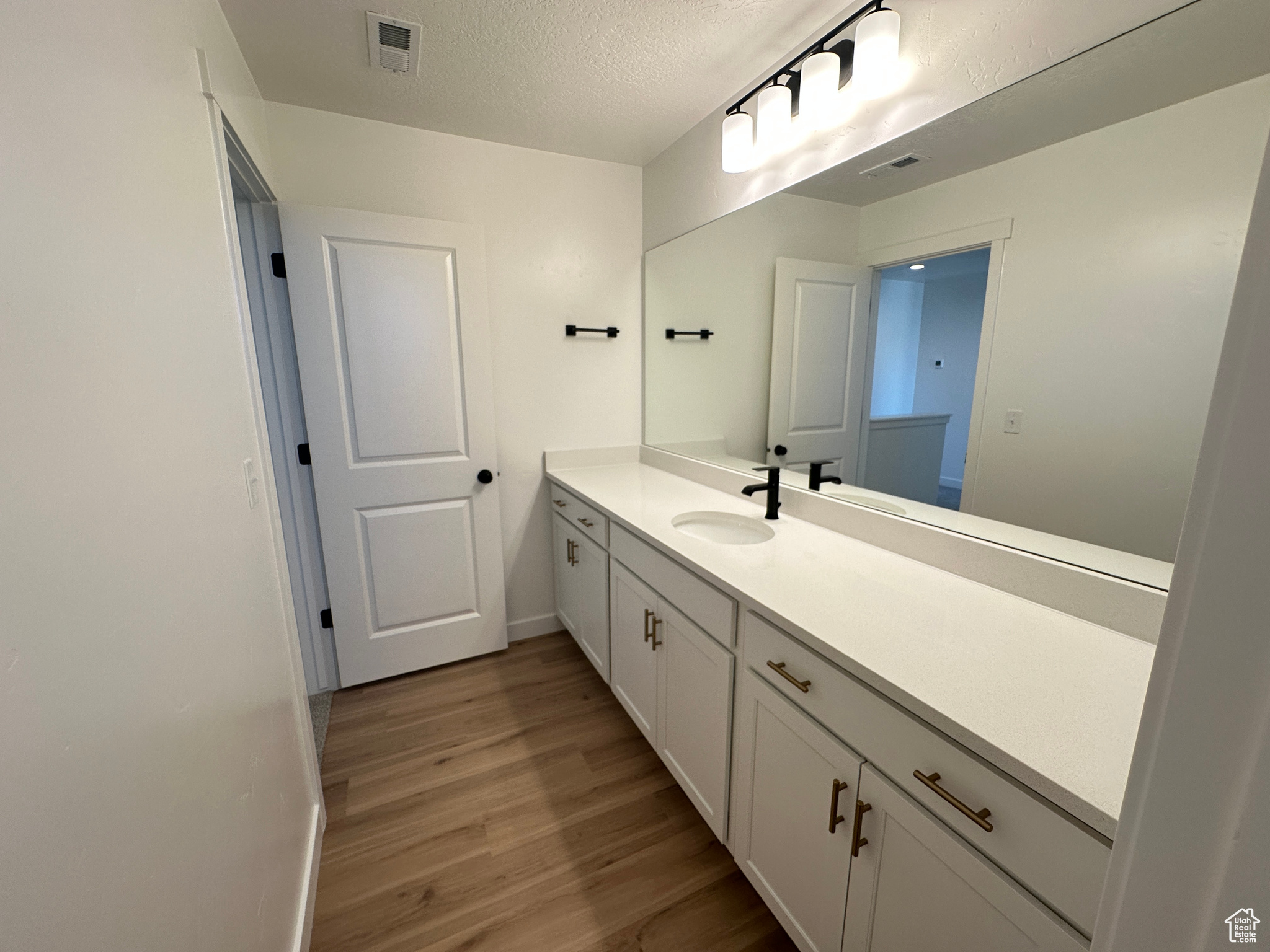 MOONLIGHT VILLAGE - Residential